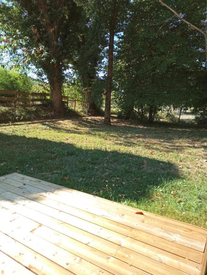 Chambre Au Calme Entouree Par La Nature. سان-ليون-سور-فيزير المظهر الخارجي الصورة